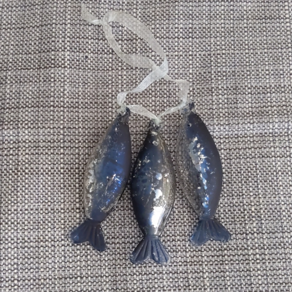 Distressed fish ornaments